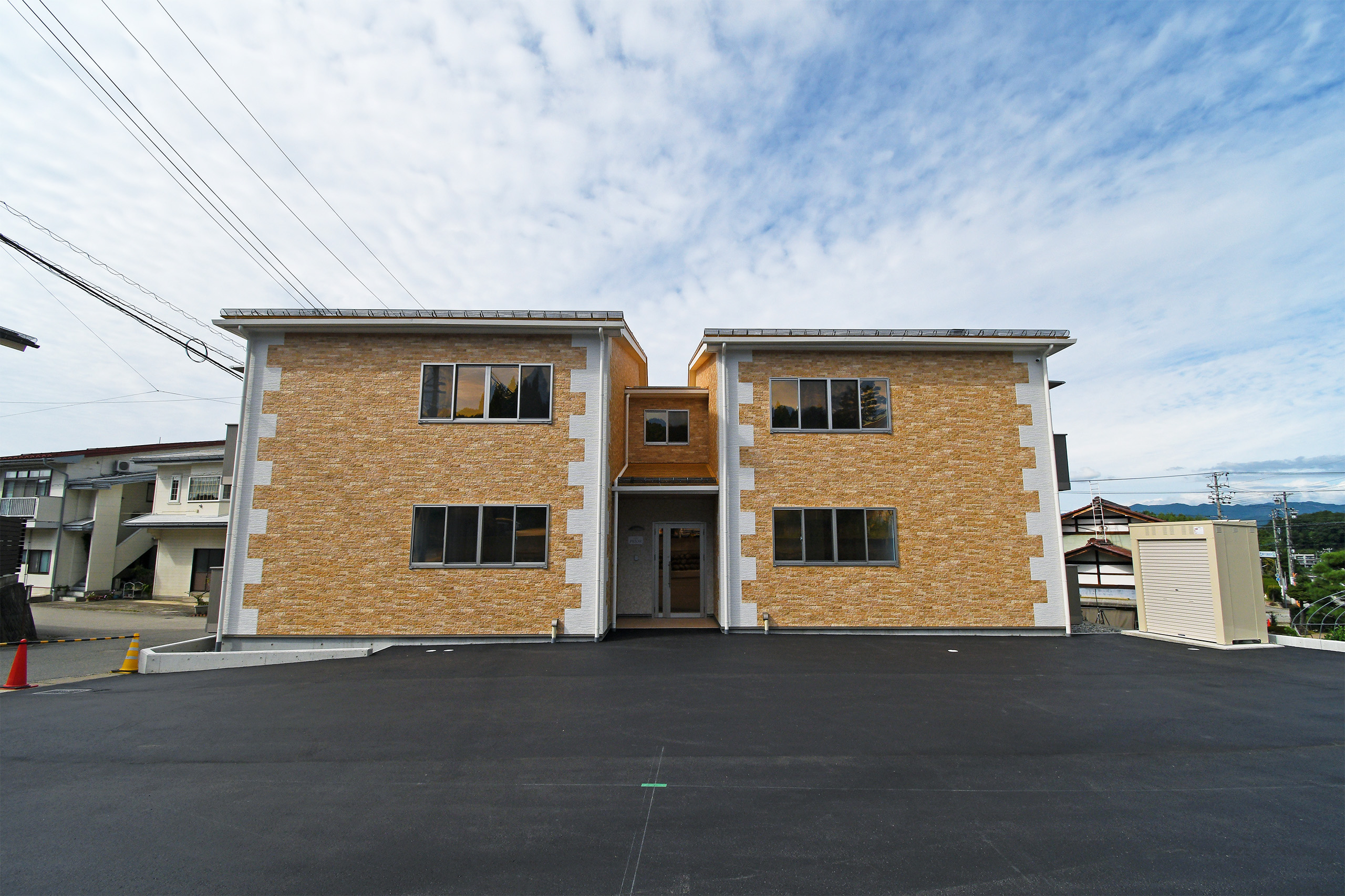 プリオール　賃貸アパート　高山市　外観